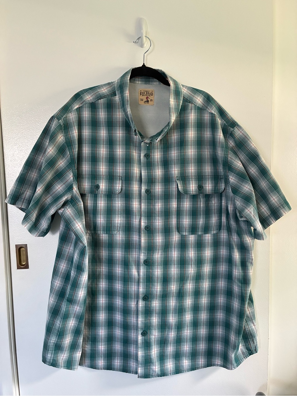 RedHead Green and White Plaid Short Sleeve Button-Down Shirt